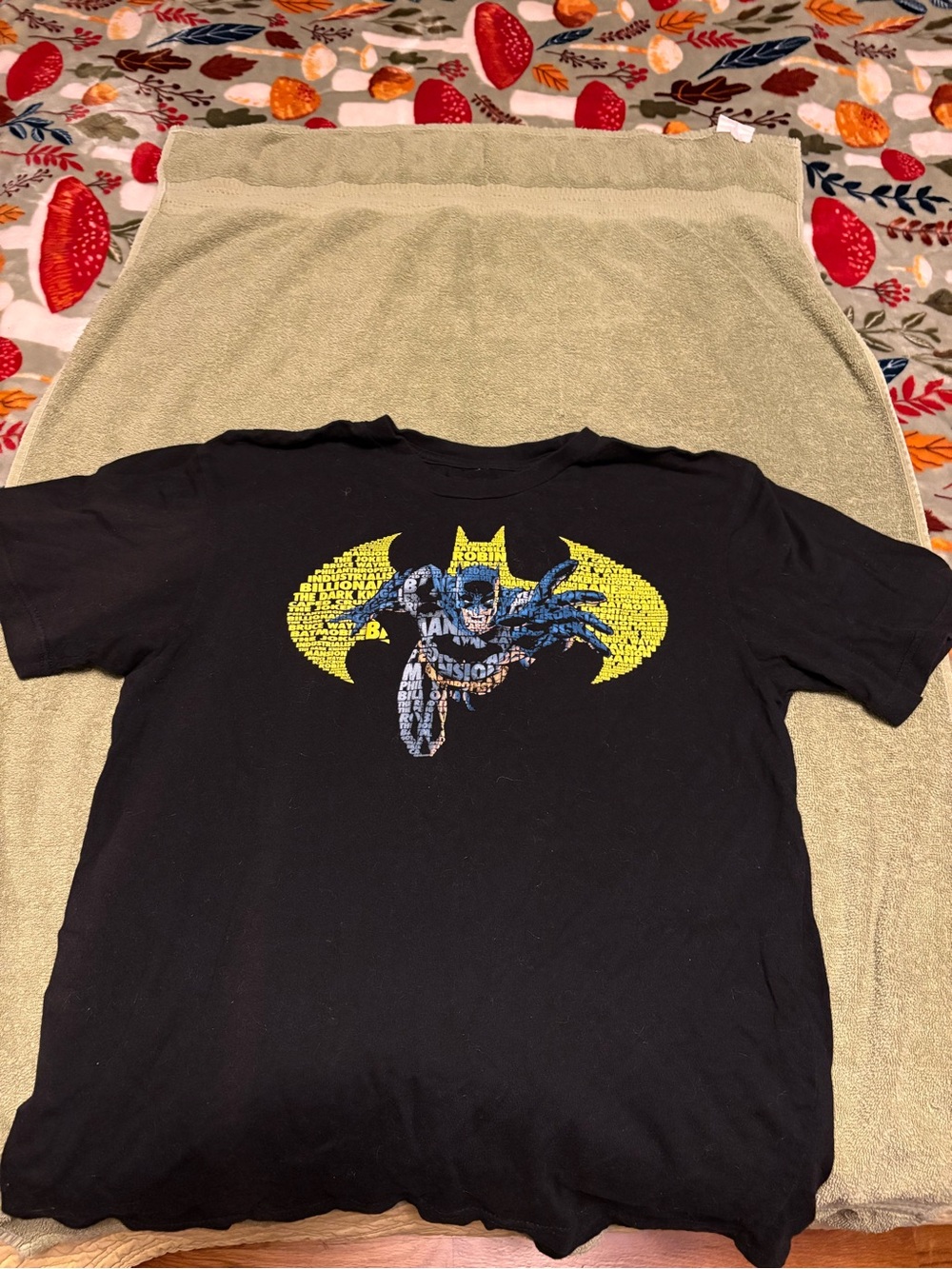 Batman Black Short-Sleeve Graphic Tee with Yellow Logo